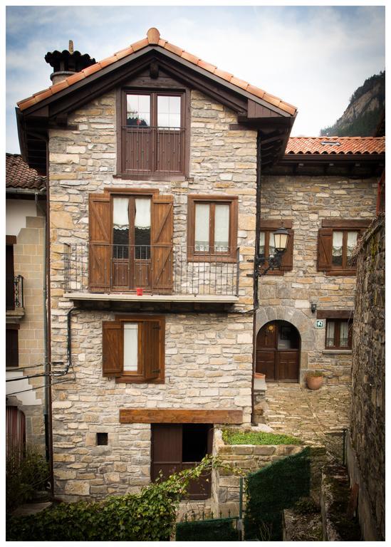 Kapel Etxea Urzainqui Exterior foto